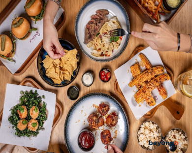 Moxy Bangkok Ratchaprasong 33