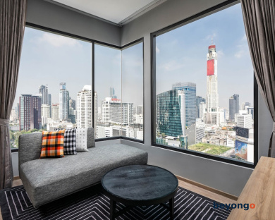 Moxy Bangkok Ratchaprasong 41
