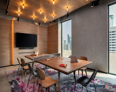 Moxy Bangkok Ratchaprasong 48
