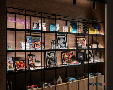 Moxy Bangkok Ratchaprasong 53