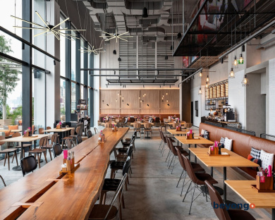 Moxy Bangkok Ratchaprasong 64