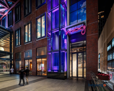 Moxy Bangkok Ratchaprasong 82