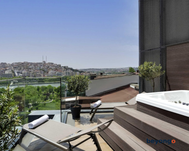 Mövenpick Hotel Istanbul Golden Horn 63