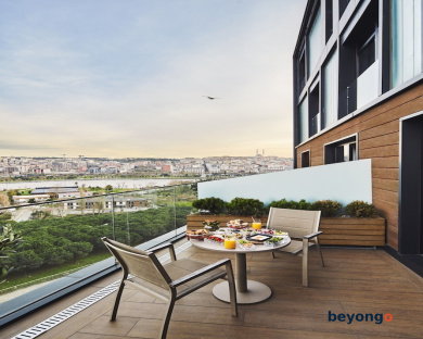 Mövenpick Hotel Istanbul Golden Horn 93