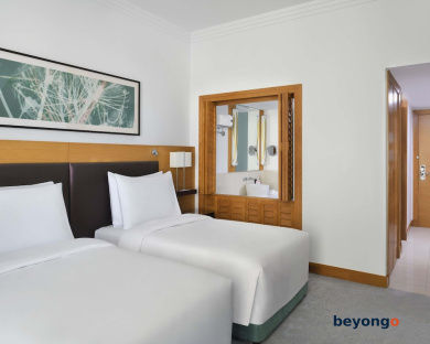 Mövenpick Hotel Jumeirah Beach 18