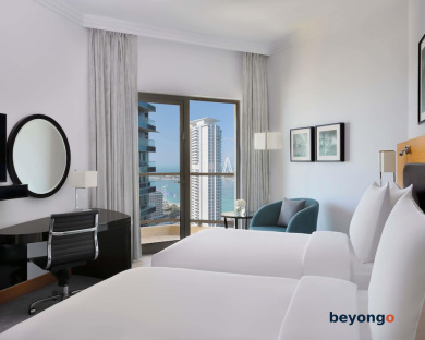Mövenpick Hotel Jumeirah Beach 32