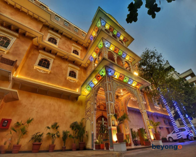 Nirbana Palace - A Heritage Hotel 2