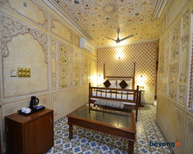 Nirbana Palace - A Heritage Hotel 20