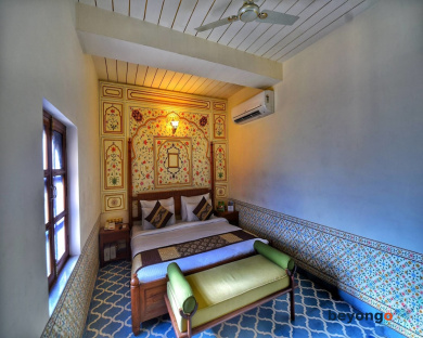 Nirbana Palace - A Heritage Hotel 32