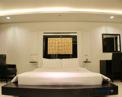 Nova Suites Pattaya by Compass Hospitality 28