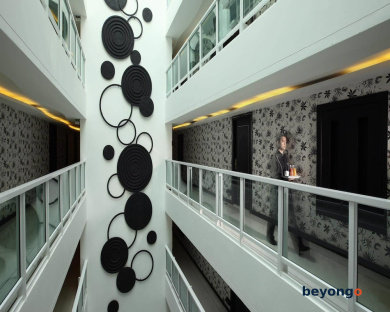 Nova Suites Pattaya by Compass Hospitality 8