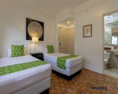 Orchid Garden Suites 24