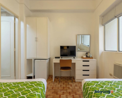 Orchid Garden Suites 25