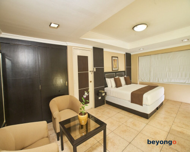 Orchid Garden Suites 7