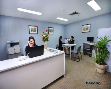 Oxford Suites Makati 13