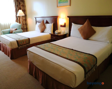 Oxford Suites Makati 4