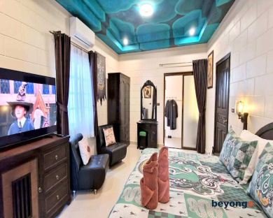 POTTERLAND Luxury Pool Villa Pattaya Walking Street 26