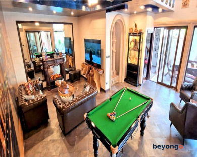 POTTERLAND Luxury Pool Villa Pattaya Walking Street 33
