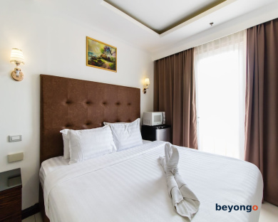Pacific Bay Grand Suites 18
