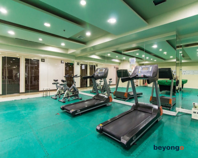 Pacific Bay Grand Suites 8
