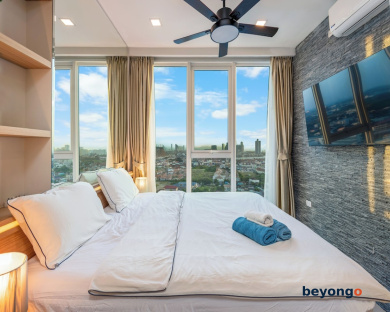 Panoramic Sea, City And Mountain Views by City Garden Tower 25