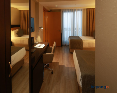 Port Bosphorus Hotel 13