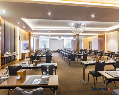 Radisson Blu Hotel Dubai Waterfront 230