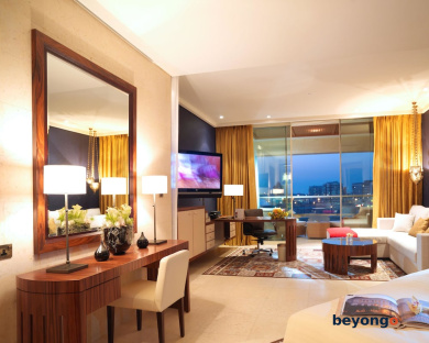 Raffles Dubai 35