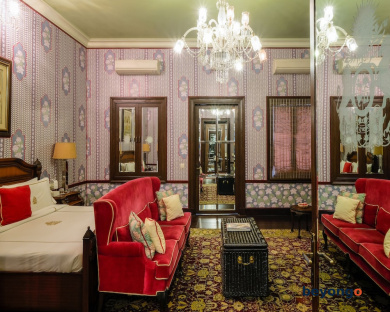 Rajmahal Palace RAAS 165
