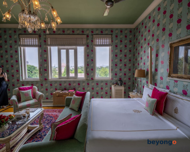 Rajmahal Palace RAAS 237