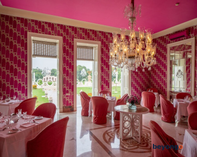 Rajmahal Palace RAAS 301
