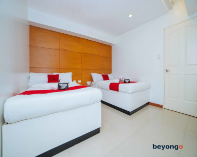 RedDoorz near Bambang Station 16