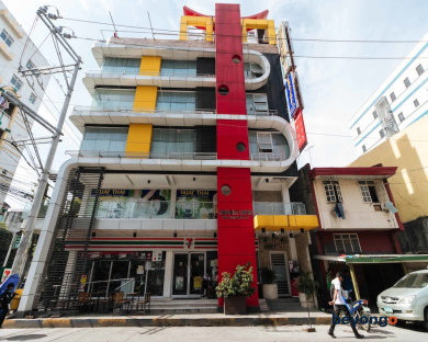 RedDoorz near Bambang Station 4