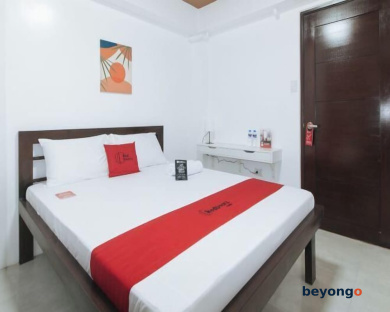 RedDoorz near UST Sampaloc Manila 10