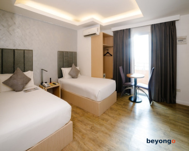 Regency Grand Suites 30
