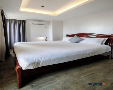 Regency Grand Suites 41