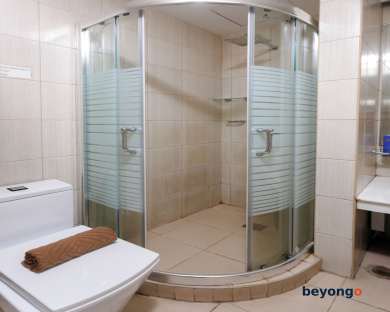 Regency Grand Suites 45
