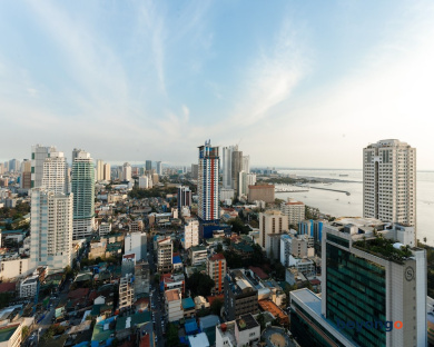 Regency Grand Suites 71