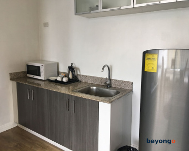 Regency Grand Suites 75
