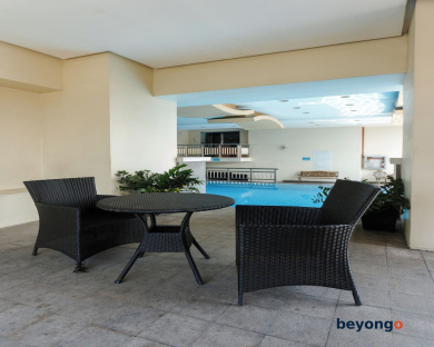 Regency Grand Suites 9