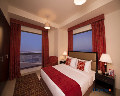 Roda Amwaj Suites 12