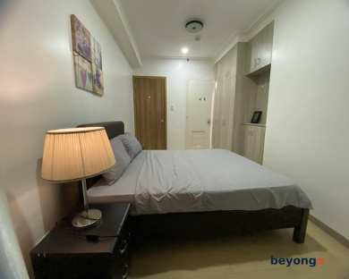 Roxas Blvd Ermita Studio US Embassy Mla 42