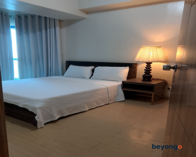 Roxas Blvd Ermita Studio US Embassy Mla 50