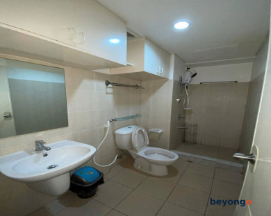 Roxas Blvd Ermita Studio US Embassy Mla 73