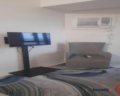 Roxas Blvd Ermita Studio US Embassy Mla 85