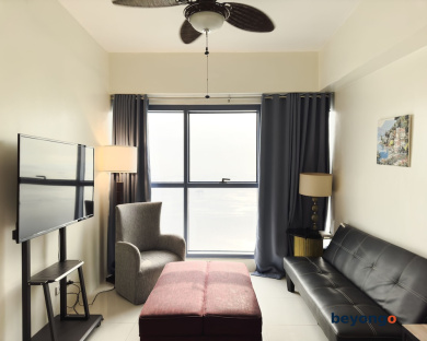 Roxas Blvd Ermita Studio US Embassy Mla 87