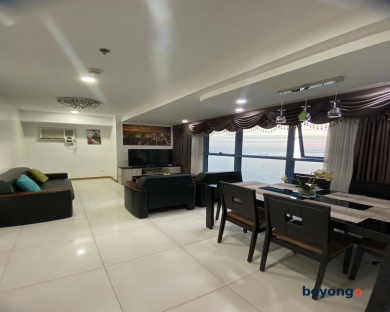 Roxas Blvd Ermita Studio US Embassy Mla 91