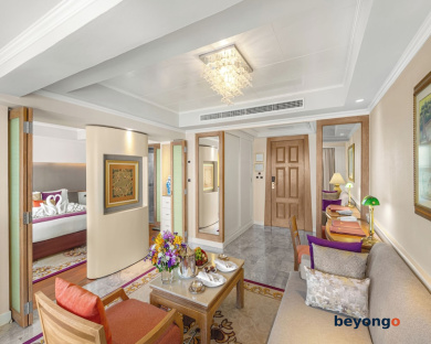 Royal Wing Suites and Spa Pattaya 29