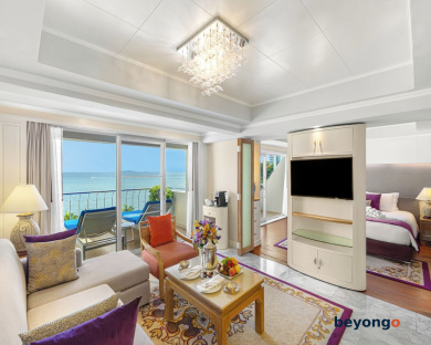 Royal Wing Suites and Spa Pattaya 33