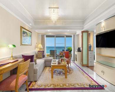 Royal Wing Suites and Spa Pattaya 34